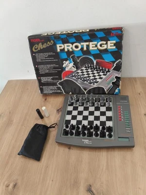 Tiger Chess Protege – Jeu d’échecs électronique vintage - Photo 1/4
