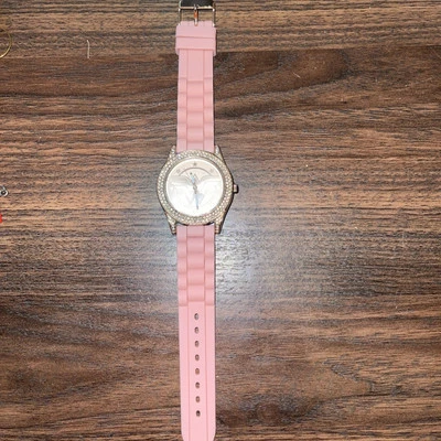 WOMEN'S DC COMICS WONDER WOMAN ANALOG WATCH PINK RUBBER BAND  - Image 1 of 4