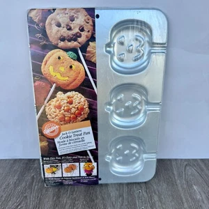 Vintage 1995 Wilton Halloween Cookie Treat Pan Jack O Lantern NEW! - Picture 1 of 6