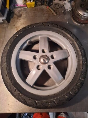 CERCHIO CERCHIONE RUOTA ANTERIORE PIAGGIO VESPA LX 50/125/150 - Immagine 1 di 2