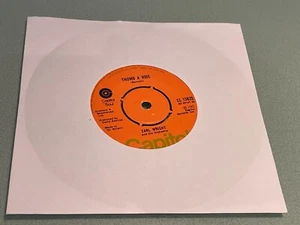 Earl Wright and His Orchestra - Thumb a Ride - Vinyl Record 7" Single - 1965 - Picture 1 of 5