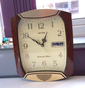 LARGE SIZE VINTAGE RETRO Rhythm Westminster Chime Calendar Wall Clock - Picture 1 of 5
