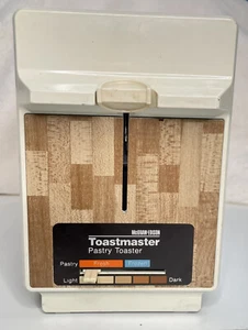 Vintage Toastmaster 2-Slice Pop-Up Pastry Toaster Model B703 Chrome Wood MCM - Picture 1 of 12
