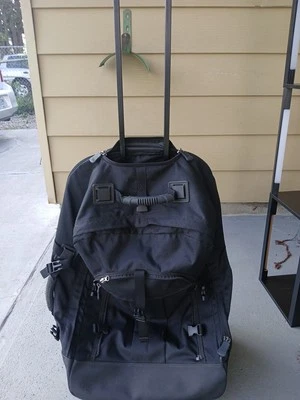 Bolso Mochila Rei Co-op Roll, Lona, con Asa Pullup 17"×10×26 Foto 1 de 4