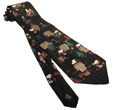 Corbata 100% seda vintage rara Peanuts Snoopy 'DECK THE DOGHOUSE' NUEVA CON ETIQUETA Foto 1 de 3