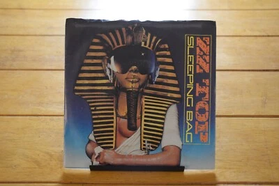ZZ TOP "SLEEPING BAG" 45 RPM 7" VG+ RECORD + PIC SLEEVE [D44-53] - Image 1 of 4