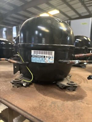 Compresor refrigerador DC57C84RCU6 R134a Foto 1 de 2