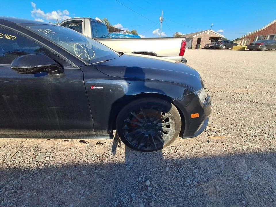 (LOCAL PICKUP ONLY) Passenger Right Fender Fits 12-18 AUDI A7 2618769 - Image 1 of 1