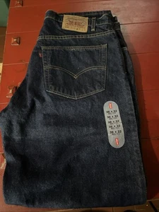 Jeans uomo Levis 505 regular fit taglia 38 x 32 blu lavaggio scuro - Foto 1 di 4