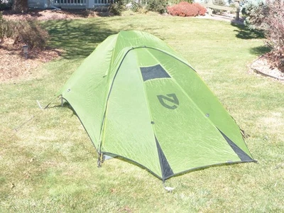 Tienda de campaña ligera para senderismo Nemo Espri 2 3 estaciones 2 personas verde y negra Foto 1 de 4