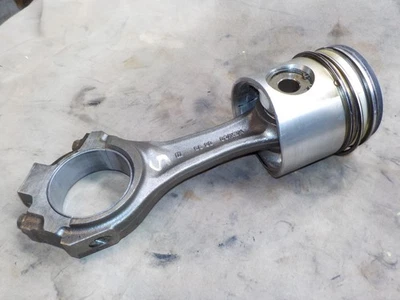 98.5-02 Dodge Ram 2500 5.9 Cummins Diesel engine set piston w connecting rod #5 - Изображение 1 из 4