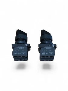 Schneider Electric ZBE101 + ZBE102 Selector Switch 22mm 1NO 1NC 600V – New - Picture 1 of 8