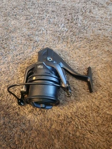 NGK9000 Fishing Wheel 4.8:1 Gear Ratio Stainless Steel Ball Bearing 17+1BB...70 - Picture 1 of 4