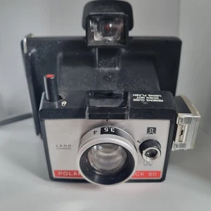 Polaroid Land camera colourpack 82 viene fornito con custodia in pelle originale, non testata - Foto 1 di 10