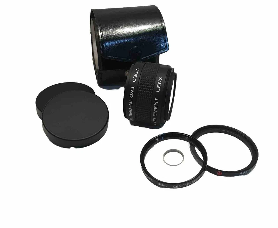 JESSOP 2 - 1 VIDEO CONVERTER LENS & AN HOYA CENTER SPOT FILTER LENS LEATHER CASE - Image 1 of 4