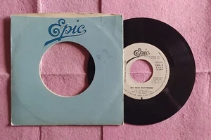7” CARLY SIMON – My New Boyfriend - EPIC - SPAIN - PROMO - 1 Sided (VG+/EX) - Foto 1 di 2