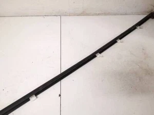 Hyundai Coupe 2003 Glass Trim Molding - Weatherstripping - Front LEF #1778970-65 - Picture 1 of 9