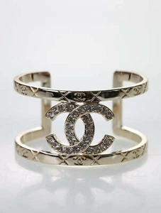 CHANEL Armband Armspange Armreif Gold mit XXL CC - Bild 1 von 9