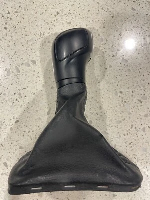 2009-2016 VOLKSWAGEN TIGUAN AUTOMATIC BLACK  SHIFT KNOB BOOT VOLKWAGEN VW OEM🟠 - Image 1 of 4