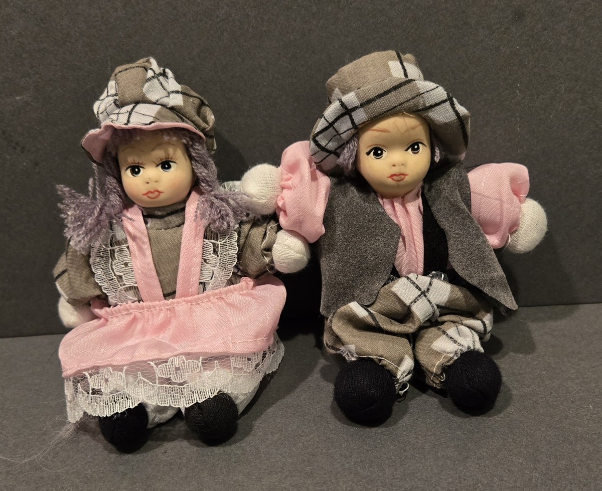 * vintage doll ୨୧ * 陶器製 愛らしい 男の子の フィギュア vintage doll ୨୧ * 陶器製 愛らしい 男の子の フィギュア