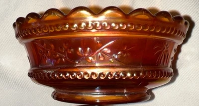 Vintage Northwood Carnival Glass Decorative Berry Bowl - Image 1 of 4
