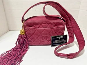 Bolso Bandolera CHANEL Vintage Rosa Gamuza Mini CC Flecos Borla Cámara - Imagen 1 de 21