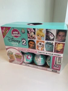 Mini Marken Disney Store Serie 2 Mystery Kapsel Sammler Spielzeug (24 Stück) Zuru - Bild 1 von 11
