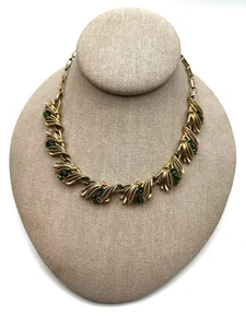Vintage Lisner Green Rhinestone Necklace - Picture 1 of 4