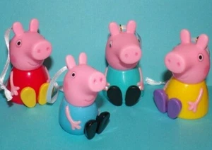 Peppa Pig 4 Stück Familie Artesian Ornamente Papa Cousin Chloé Schwein George BOGO - Bild 1 von 2