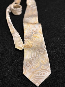 Sean John Diddy Necktie Gold & Cream Paisley Pattern Silk Mens Tie - Picture 1 of 6
