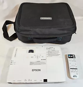 Epson EB-1761W Proiettore LCD, Proiettore Cinema, Modello H478B, Con Telecomando, Custodia - Foto 1 di 23