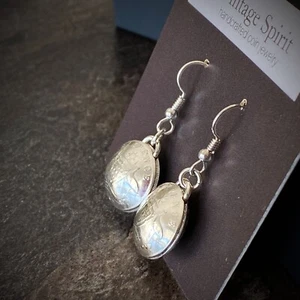 Australian Sixpence: Domed Earrings - Choose the Year 1946-1963 - Picture 1 of 5