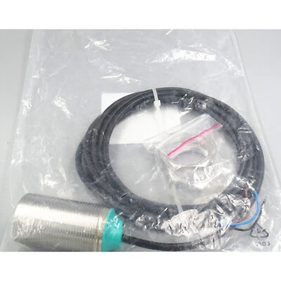 For Pepperl+Fuchs NBB15-30GM50-E2 New PROXIMITY SENSOR - Image 1 of 4