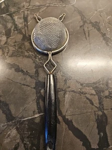 Vintage Hand Held Strainer Flour Sifter Mesh Black Plastic Handle - Picture 1 of 7