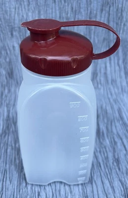 Rubbermaid 1 Qt MixerMate drink container bottle 3091 Maroon flip snap lid USA - Image 1 of 4