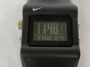 Nike Anvil Herren WC0020 Sport Multifunktion schwarz Gummi Quarz Digitaluhr 8" - Bild 1 von 18