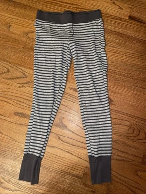 Joggers térmicos Victoria’s Secret grises a rayas metálicos plateados para dormir talla X-pequeños Foto 1 de 4