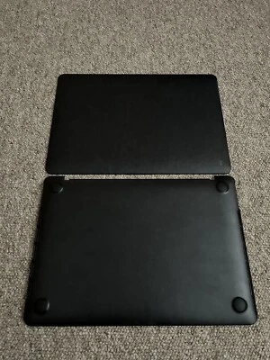 incase Hardshell MacBook Pro 13 2016 - Image 1 of 2
