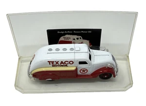 CORGI TEXACO 1937 Dodge Airflow Motor Oil Truck Diecast CS90002 - Picture 1 of 7