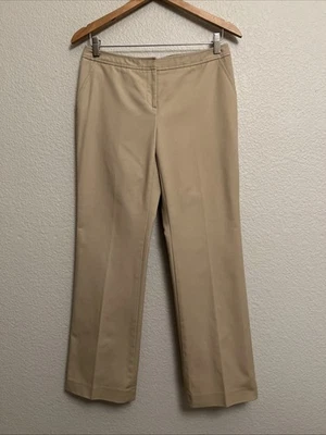 NOVA Calça Halogênio Taylor Fit Elástica Frente Plana Cáqui Carreira Minimalista - Imagem 1 de 4