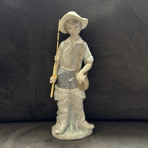 Vintage Lladro “Fisher Boy” Porcelain Figurine #4809 *READ* No Box - Picture 1 of 14