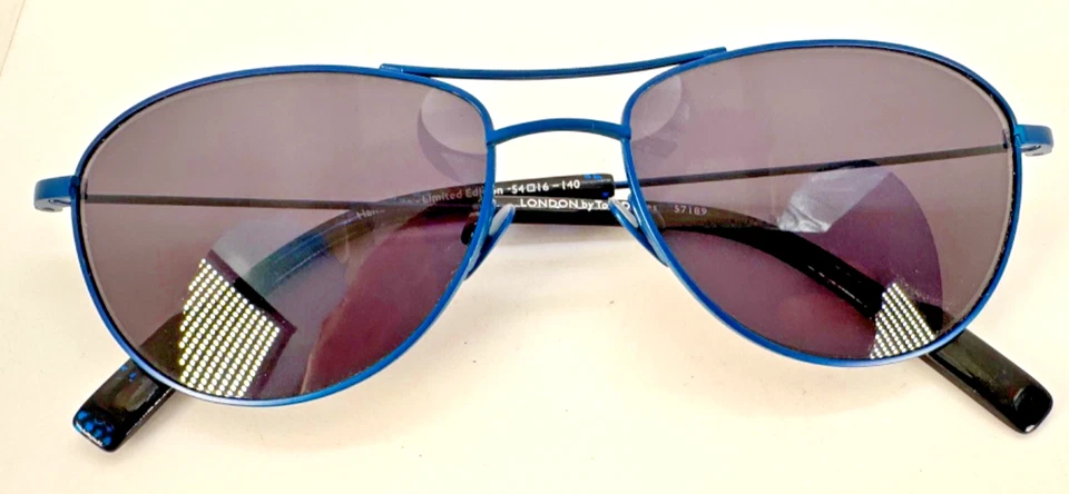 Tom Davies Gafas de sol de aviador Colección Londres en filigrana de titanio puro  Foto 1 de 4
