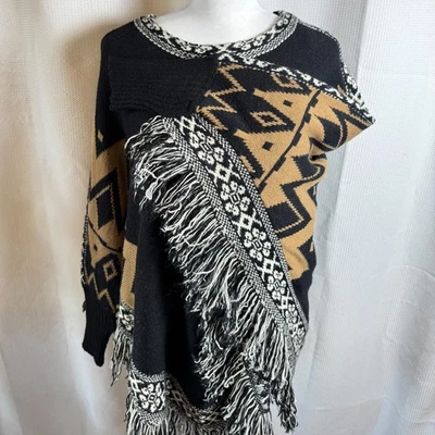 Miami Wool Blend Womens Size M/L Black Aztec Poncho w/Sleeves Scoop Neck in EUC - Image 1 of 4