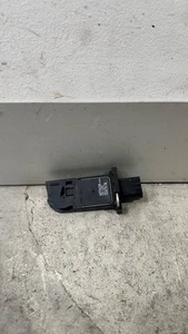 Land Rover Defender Mass Air Flow Sensor MAF Genuine Hitachi Puma 2.2 LR019830 - Picture 1 of 4