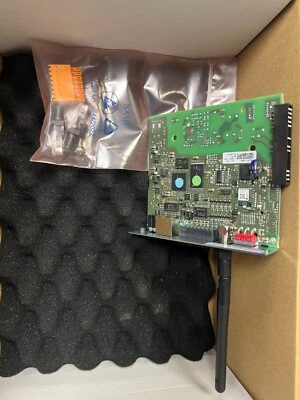 Fronius 4.240.038,Z Datamanager 2.0 WLAN Galvo, Primo & Symo Inversores SolarWeb Foto 1 de 2