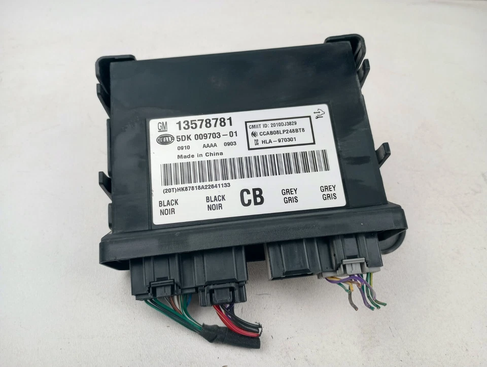 2013 BUICK VERANO THEFT LOCKING/KEYLESS ENTRY CONTROL MODULE 13578781 - Image 1 of 3