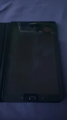 Samsung Galaxy Tab E SM-T560 8GB, WLAN, 24,4 cm (9,6 Zoll) - Metallic Black - Bild 1 von 3