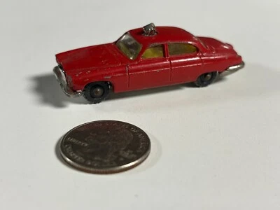 Coche jefe de bomberos Husky Red Jaguar MK 10 Foto 1 de 4