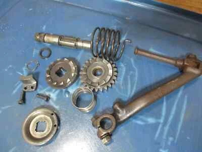 1974 HUSQVARNA 250CR CR 250 KICK START STARTER WITH GEAR SHAFT AND SPRING - Image 1 of 4