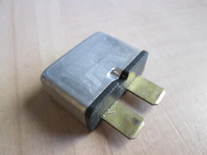 Ford F6HT-14526-AA F6HT14526AA Automotive Circuit Breaker 5A 5Amps #M147DZ - Picture 1 of 5